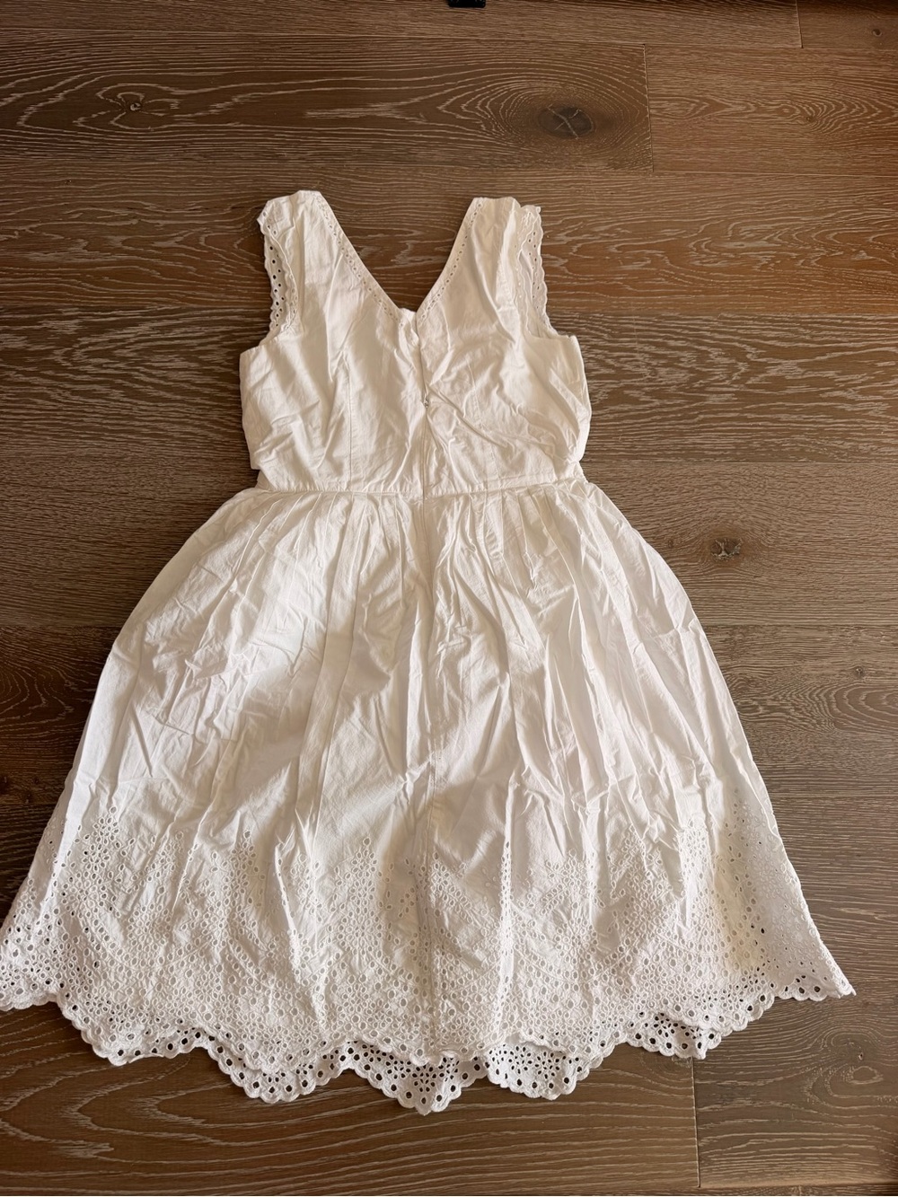 Boden White cotton Eyelet V-Neck Sundress size 4